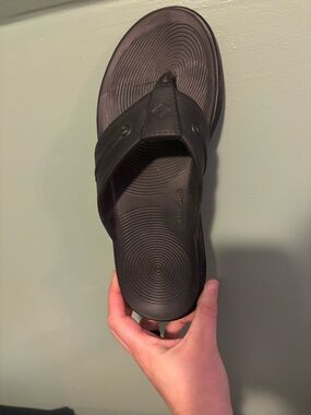 Sperry Women’s Windward Float Black Thong Sandal